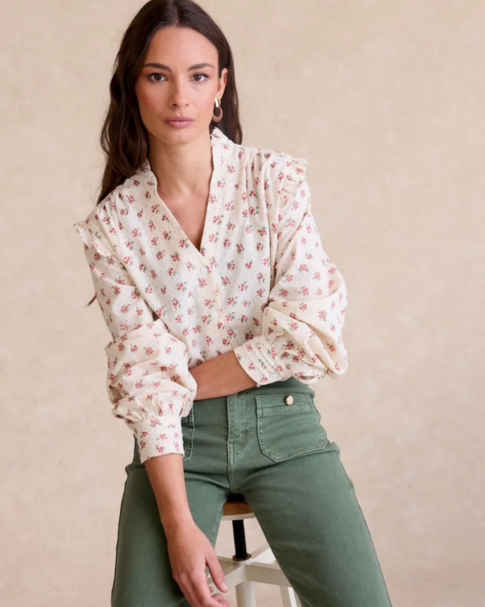 Chemise à fleurs runiques
